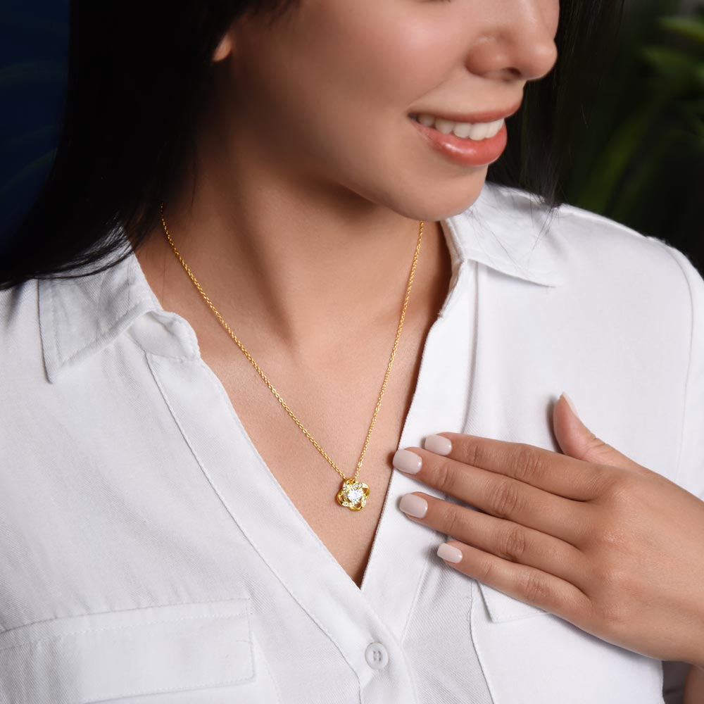 Beautiful Necklace with Sentimental Message Card – Romantic Gift Jewelry for Wife