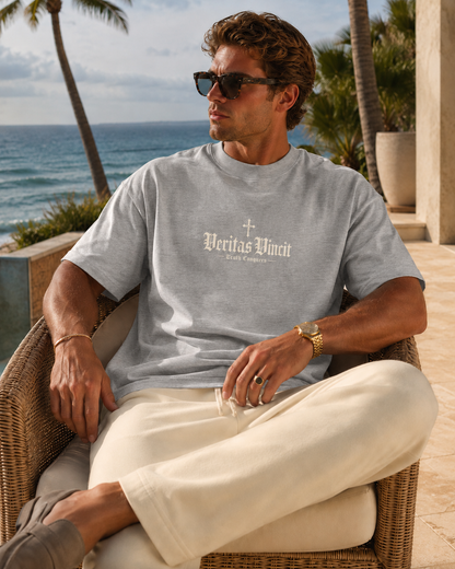 Veritas Vincit Tee