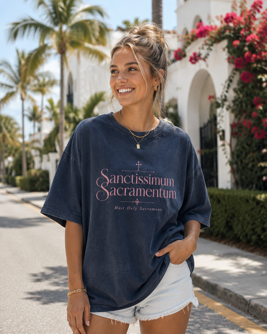Sanctissimum Sacramentum T-Shirt